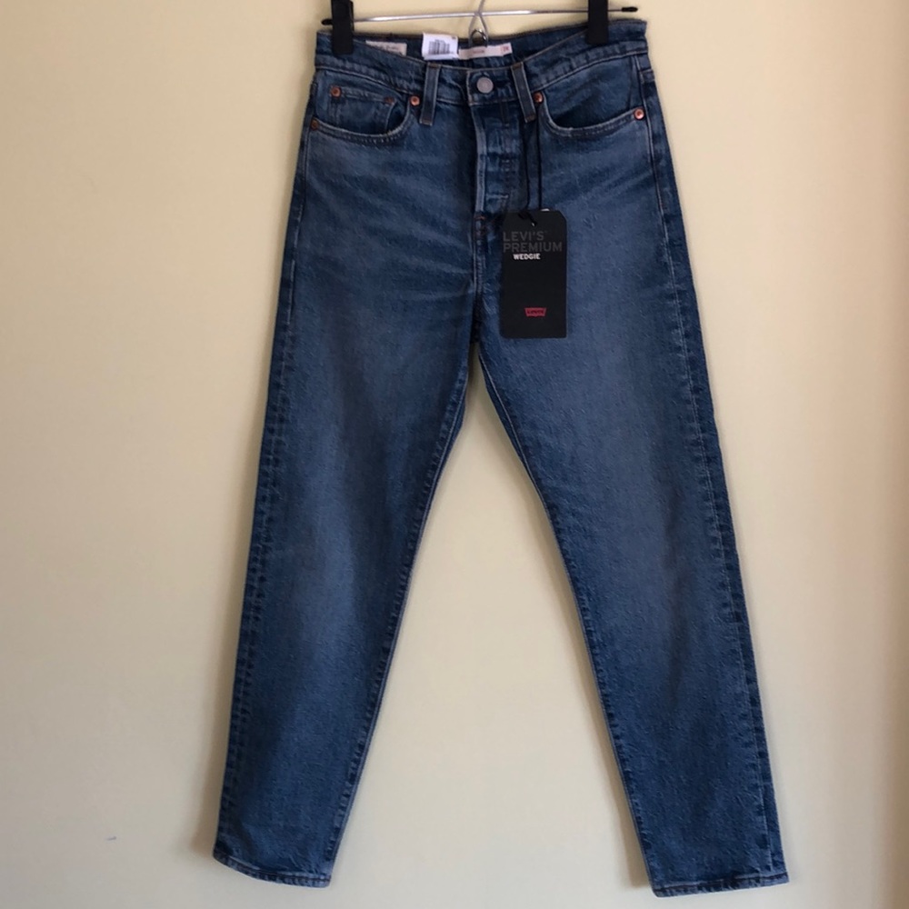 Levi’s Wedgie Fit Jeans 👖